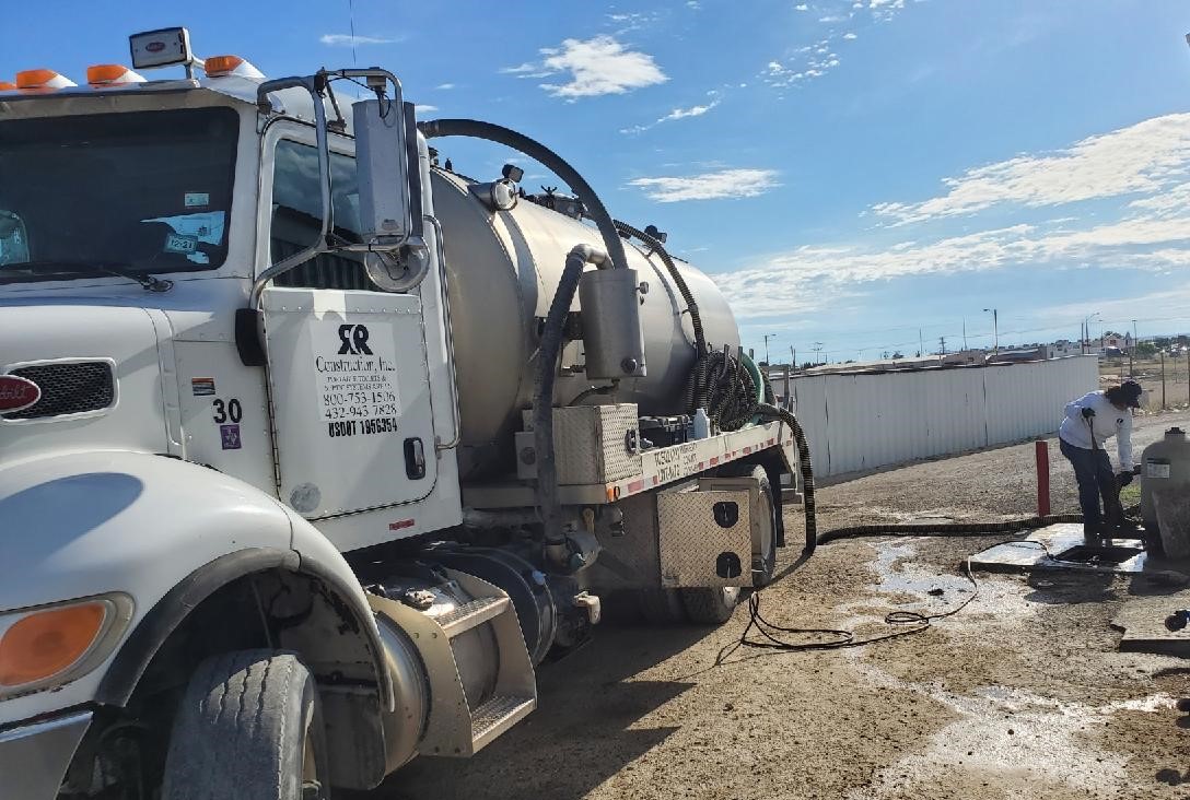 Grease Trap Cleaning in Monahans, Midland, Pecos TX R & R Construction